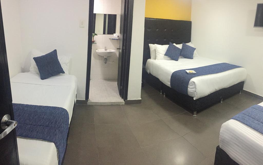 Hotel Aj Ferial Bogota Exterior photo
