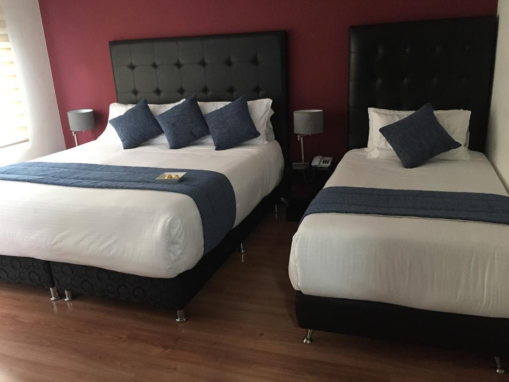 Hotel Aj Ferial Bogota Exterior photo