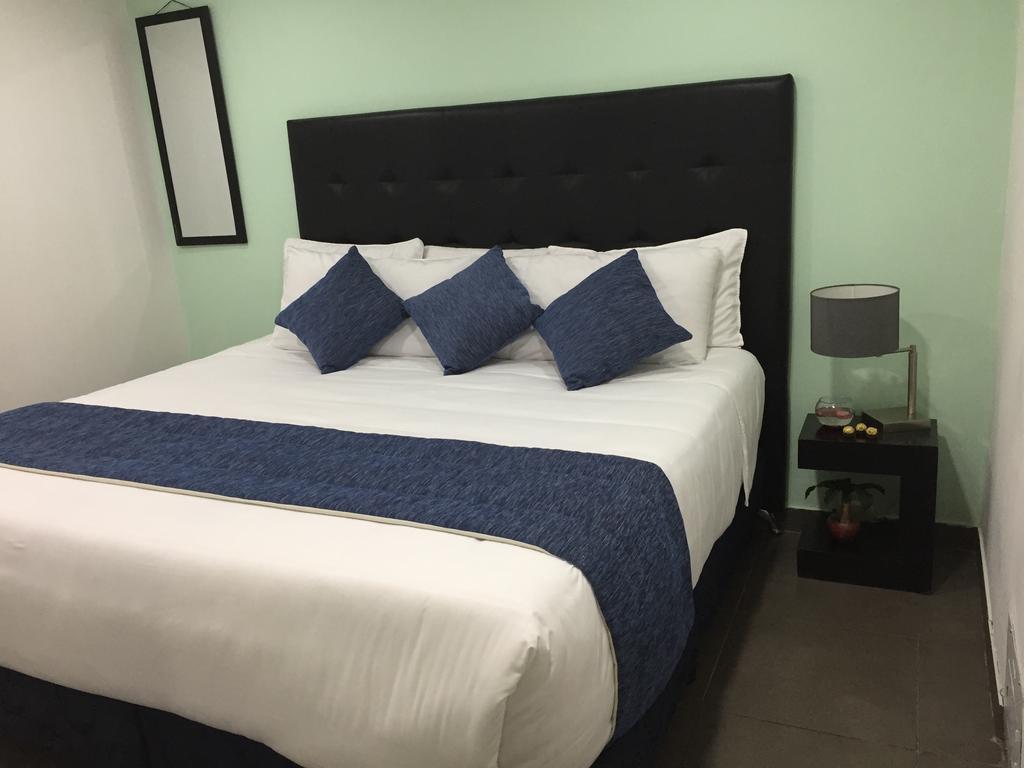 Hotel Aj Ferial Bogota Exterior photo