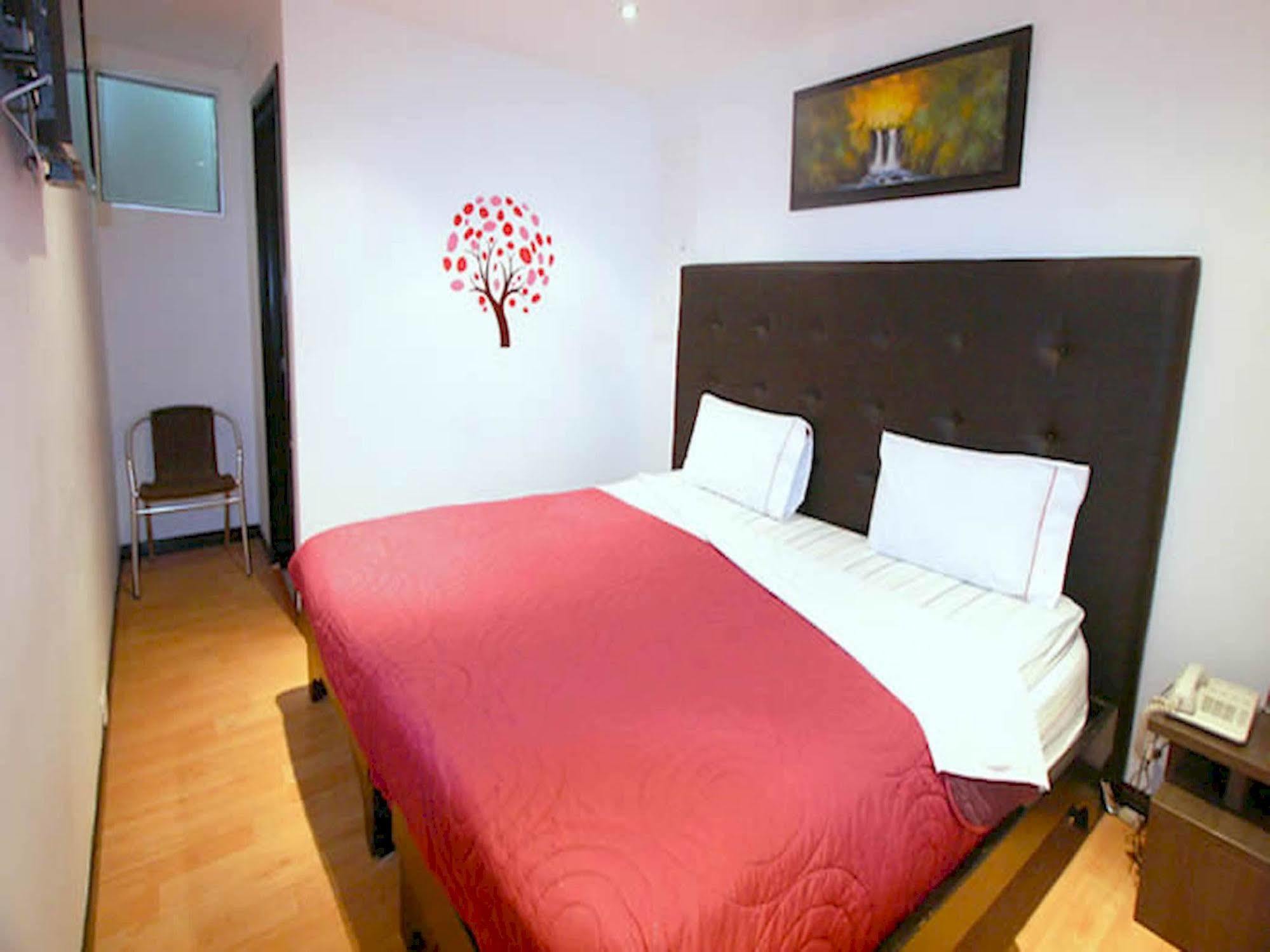 Hotel Aj Ferial Bogota Exterior photo