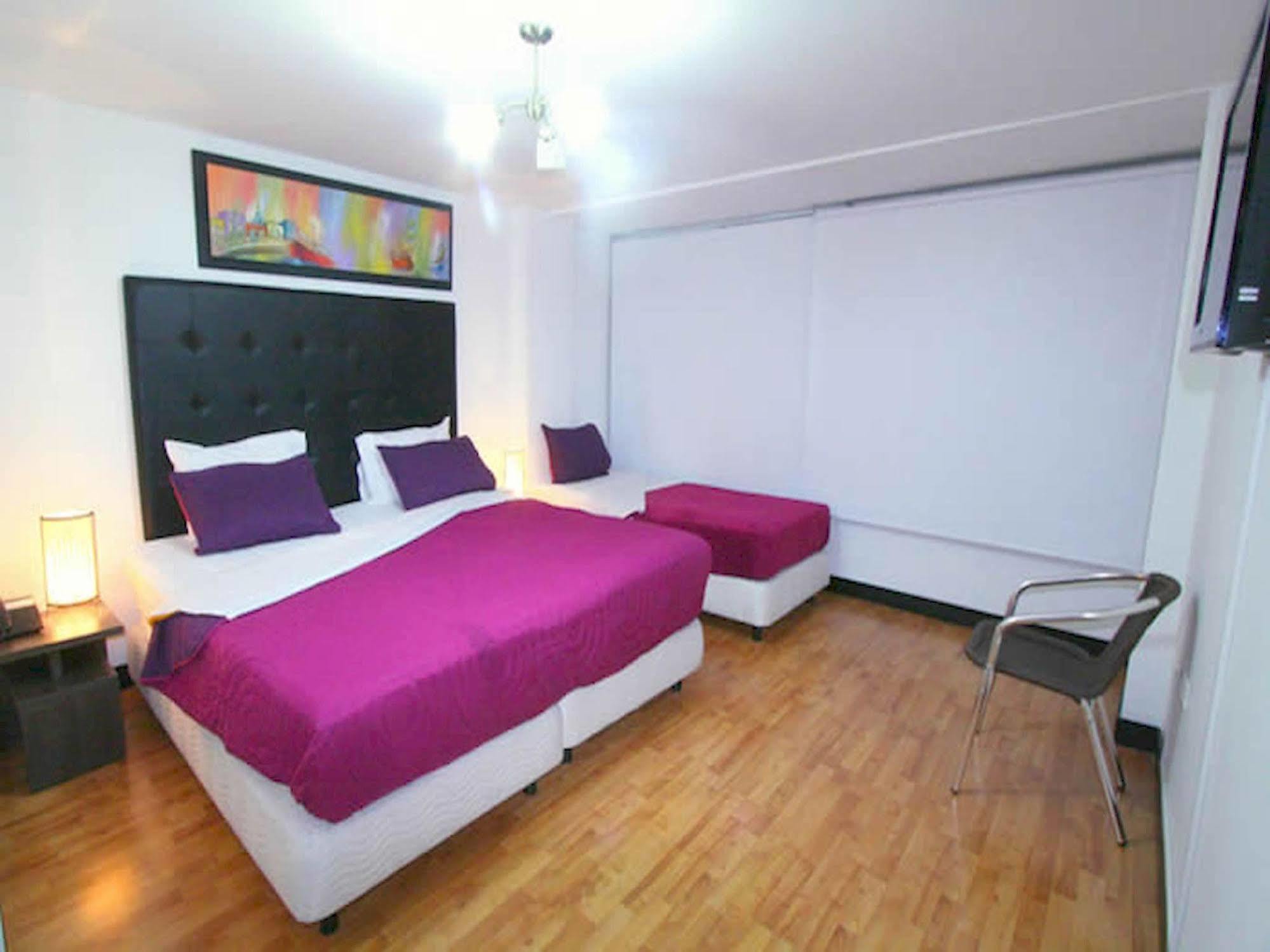 Hotel Aj Ferial Bogota Exterior photo